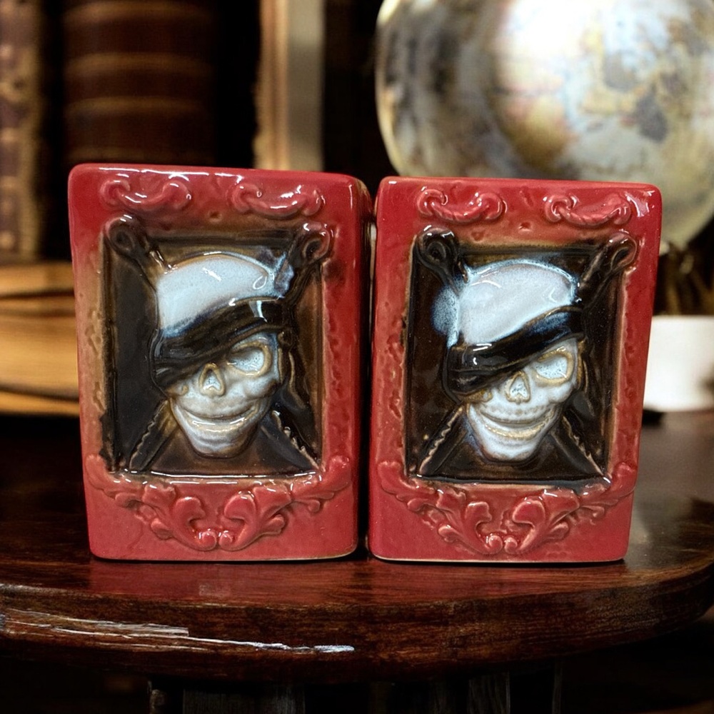 Halloween Pirate Skull Design Red Ceramic Trinket Containers